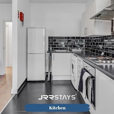 Cardiff Stylish 2 Bedroom Sleeps 6 Wi-Fi - Jrr Stays Dış mekan fotoğraf