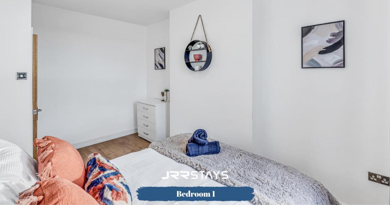 Cardiff Stylish 2 Bedroom Sleeps 6 Wi-Fi - Jrr Stays Dış mekan fotoğraf