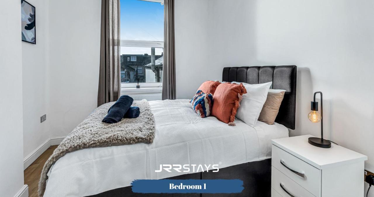 Cardiff Stylish 2 Bedroom Sleeps 6 Wi-Fi - Jrr Stays Dış mekan fotoğraf