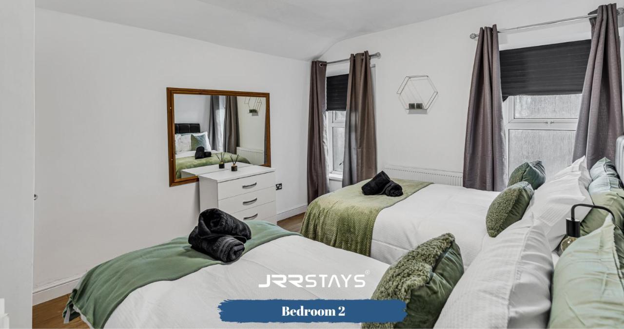 Cardiff Stylish 2 Bedroom Sleeps 6 Wi-Fi - Jrr Stays Dış mekan fotoğraf