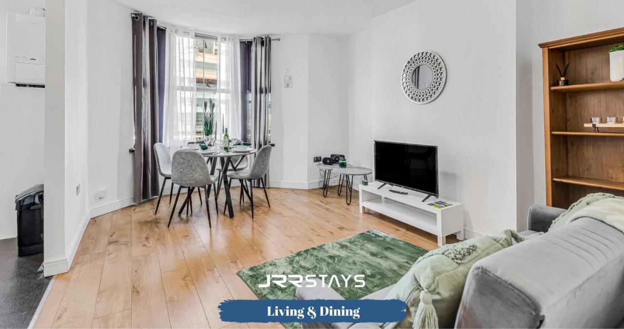 Cardiff Stylish 2 Bedroom Sleeps 6 Wi-Fi - Jrr Stays Dış mekan fotoğraf