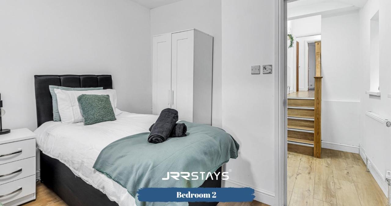 Cardiff Stylish 2 Bedroom Sleeps 6 Wi-Fi - Jrr Stays Dış mekan fotoğraf