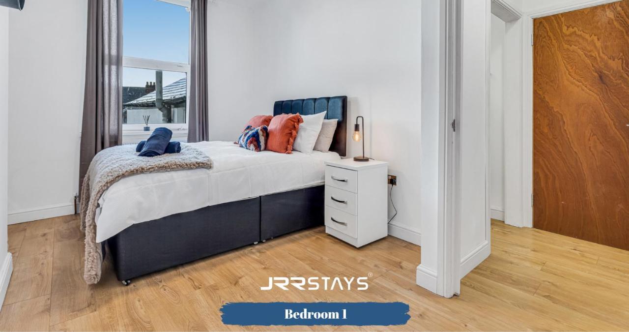 Cardiff Stylish 2 Bedroom Sleeps 6 Wi-Fi - Jrr Stays Dış mekan fotoğraf